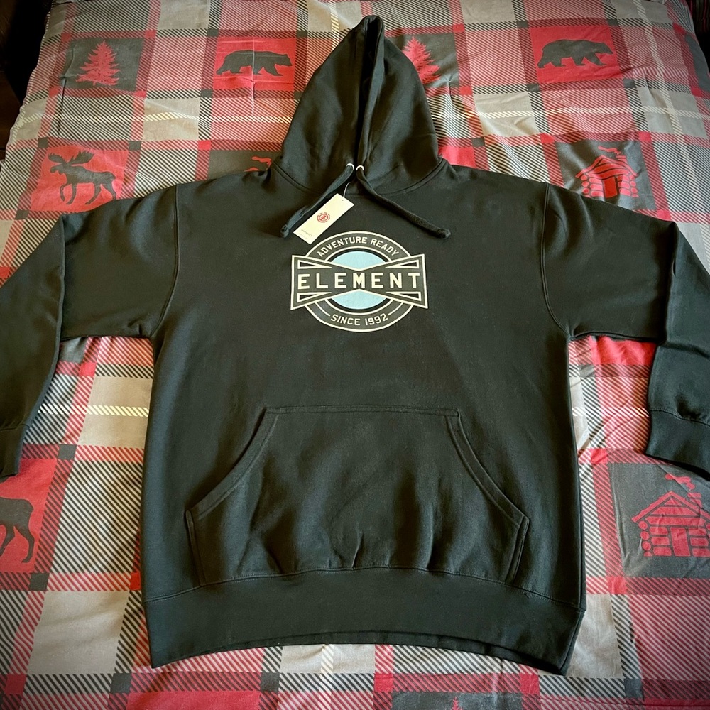 • Element (XL) Pullover (NWT) •
